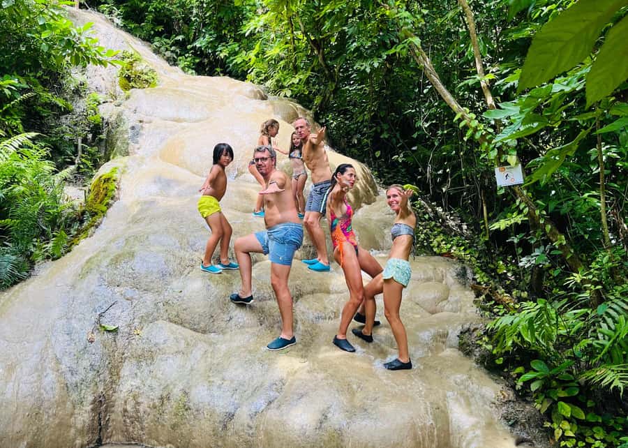 Chiangmai : A Bamboo Raft Safari , Sticky waterfalls, - Photos, guides, and the human side of the day