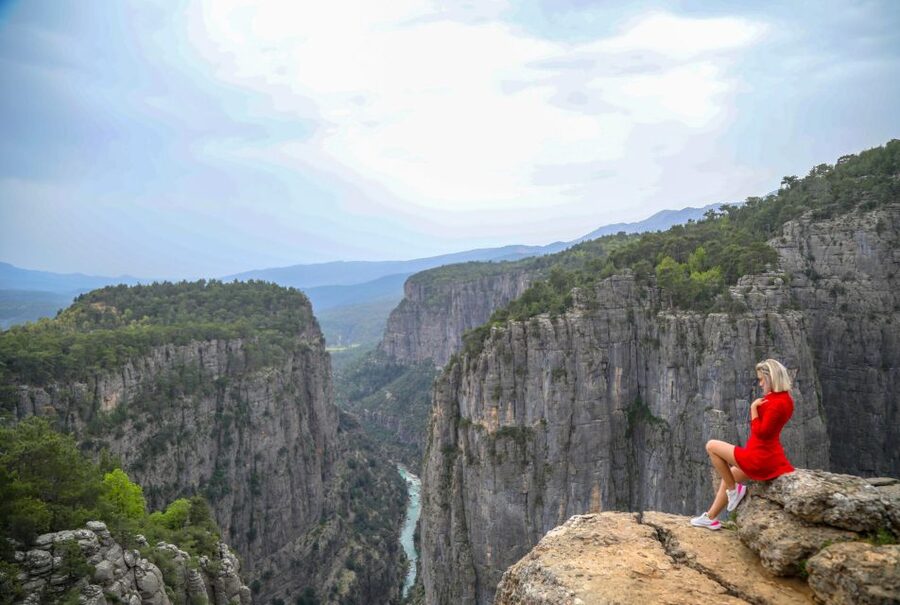 City of Side: Eagle Canyon w/ Optional Selge or Rafting Tour - Walking beneath the cliffs at Eagle Canyon