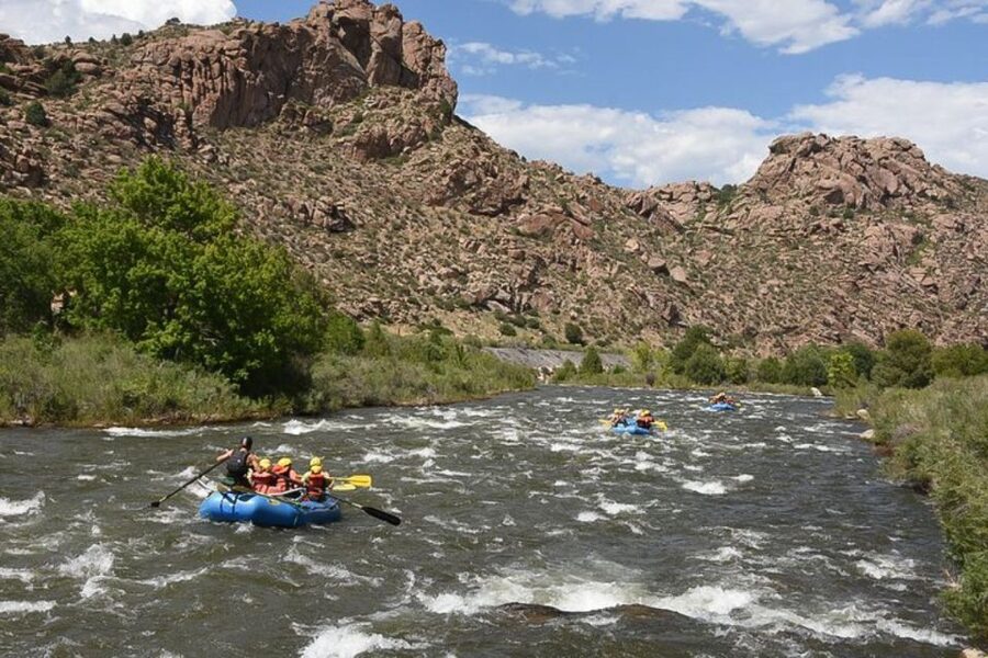 Cotopaxi: Cottonwood Gentle & Scenic Rafting Tour - The five-mile route near Cotopaxi