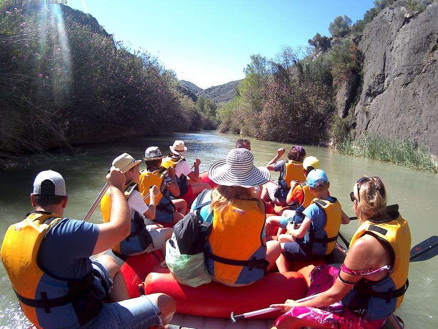 Cueva del Puerto and Rafting in Almadenes with 3 caves - What to bring and what to wear