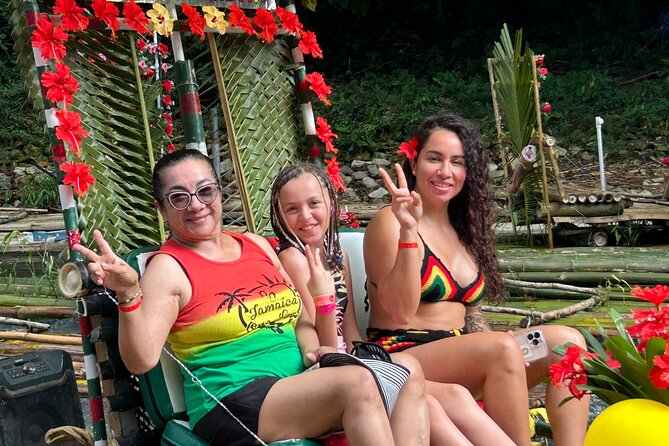 Customized Happy Hour Bamboo Rafting+Limestone Massage + Shopping - Arriving at the Lethe River