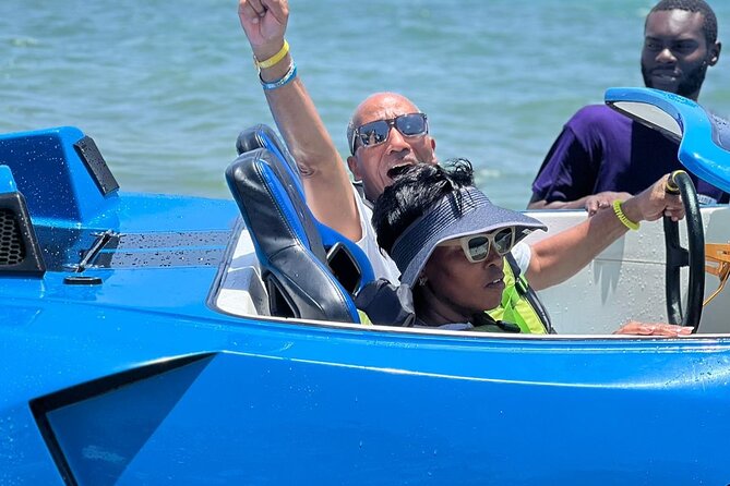 Customized Jet-Car with Bamboo rafting - Key points at a glance