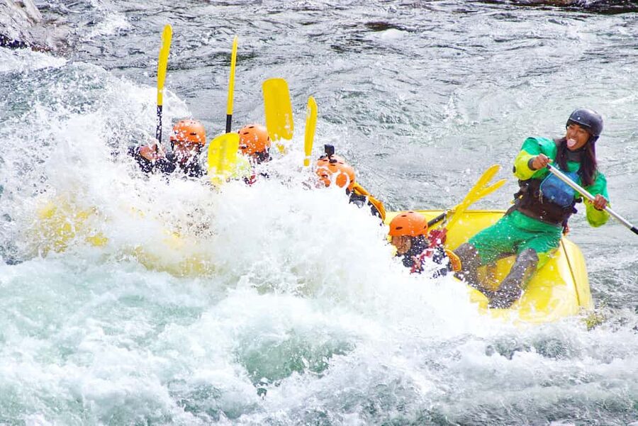 Dagali: Extreme Rafting Experience - The 15-minute shuttle to the river