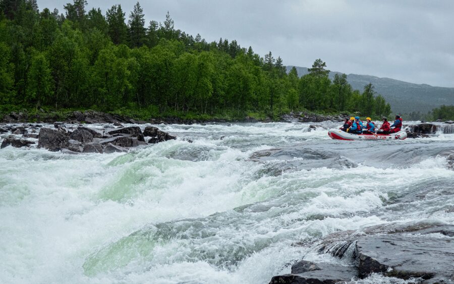 Dagali/Geilo: Wild Viking white water rafting - level 3 - The 15-minute bus ride to Seterdalen