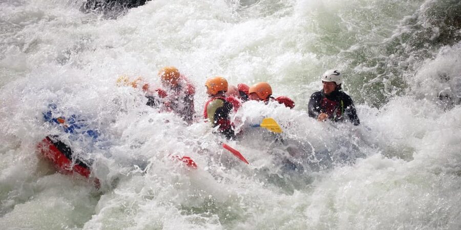 Dagali/Geilo: Wild Viking white water rafting - level 3 - Arrival at Serious FUN and the 15-minute safety briefing
