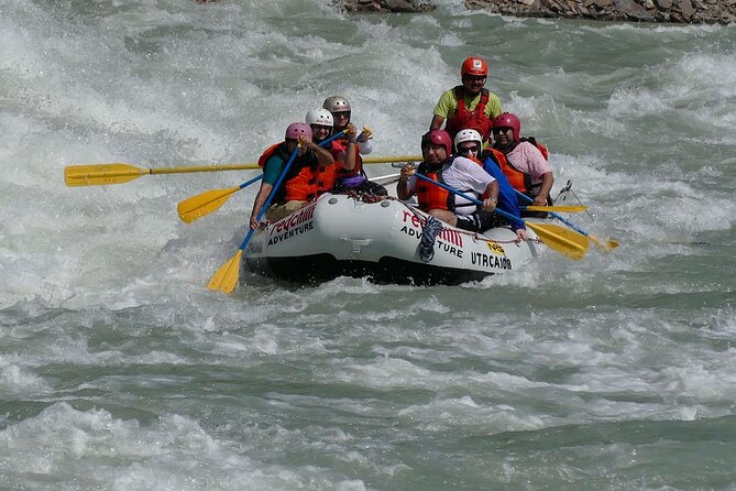 Day Rafting in Rishikesh- 16km - What the $21 price really includes