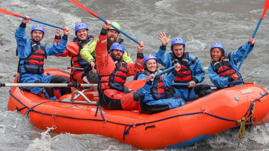 Denali, Alaska: Canyon Wave Raft Class III-IV Paddle/Oar - Who will enjoy this trip most