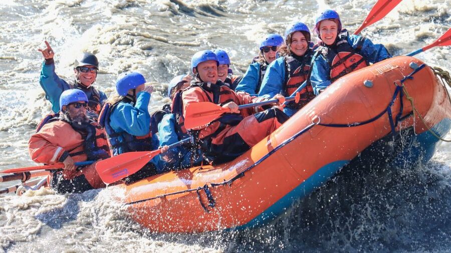Denali, Alaska: Canyon Wave Raft Class III-IV Paddle/Oar - Weather changes and the Wilderness Wave backup