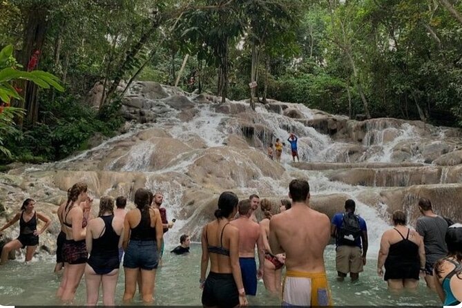 Dunn River Falls and Bamboo River Rafting in Ocho Rios Jamaica. - Two sides of Ocho Rios in one half-day
