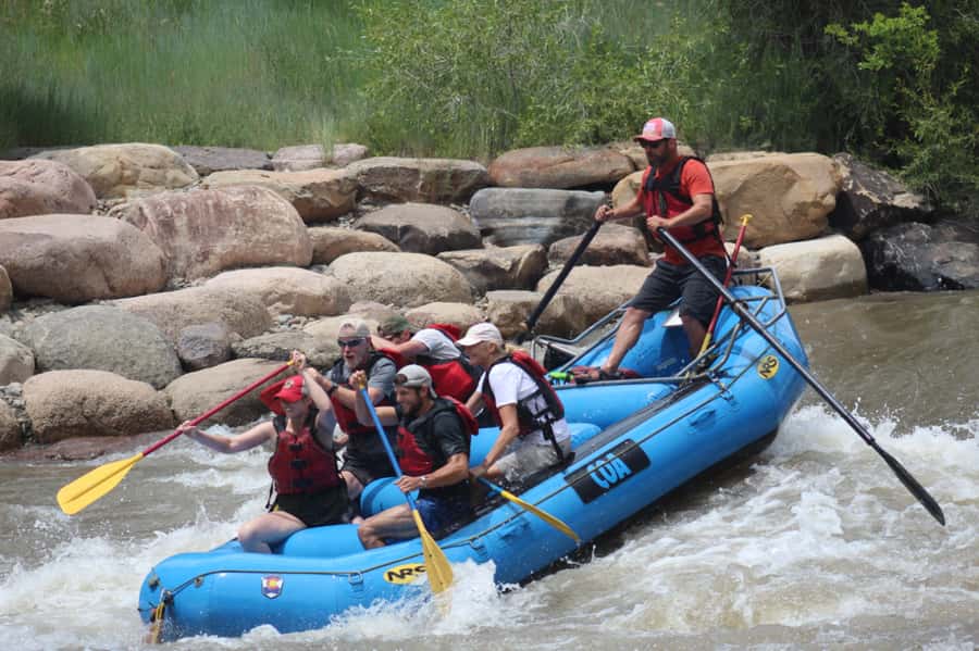 Durango: Animas River White Water Rafting Adventure - Safety instructions before the first rapid