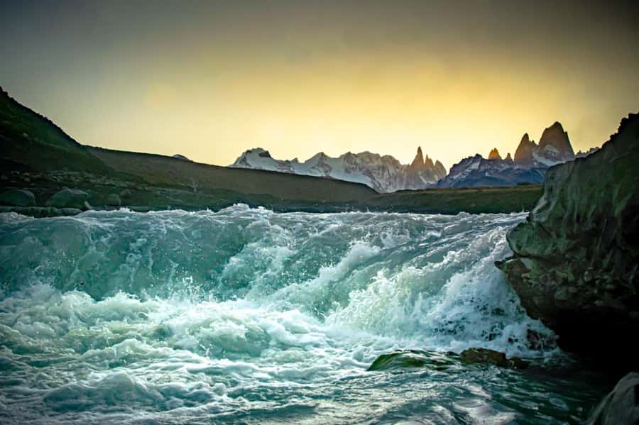 El Chalten: Rio de las Vueltas and Patagonia Rafting - What the cold-water gear really means