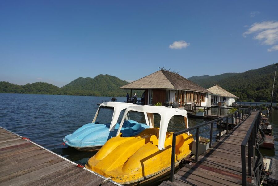 Elephant Habitat Park Feeding Entry & Rafting Van Transfer - Who will enjoy this experience most