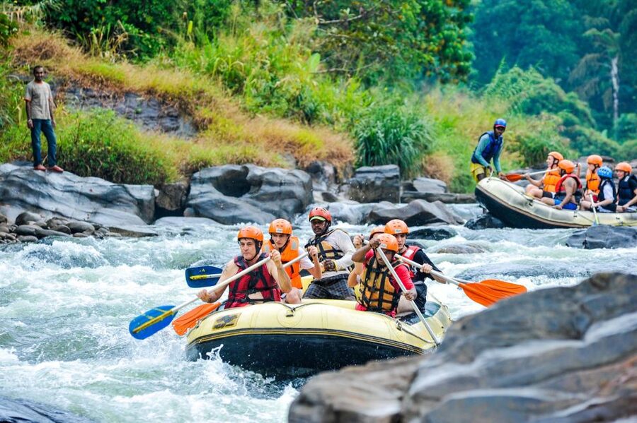 Exclusive Kitulgala: Whitewater Rafting with Lunch - Rainforest views between the rapids