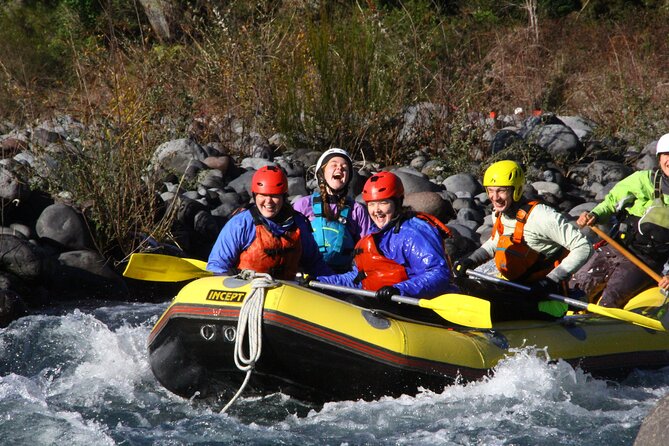 Family Float Grade 2 Whitewater Adventure in Tongariro River - The short transfer from town to the river
