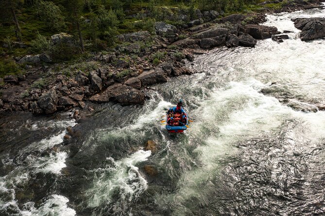 Family-Friendly Whitewater Rafting Experience - level 1 - Breaks, Photos, and the Return to Base