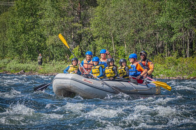 Family-Friendly Whitewater Rafting Experience - level 1 - The Safety Briefing Comes First