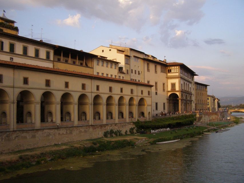 Florence: Ponte Vecchio Rafting Experience with Aperitif - San Niccolò and the first 90 minutes on the river