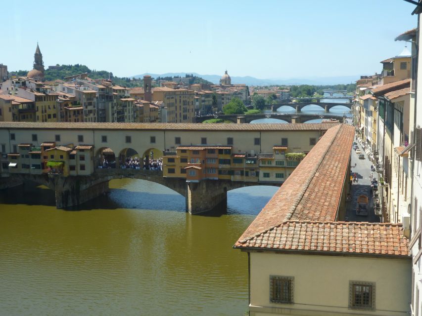 Florence: Ponte Vecchio Rafting Experience with Aperitif - Aperitif near Ponte Santa Trinita