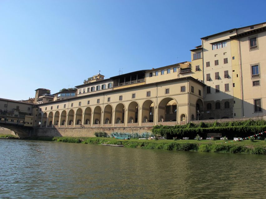 Florence: Ponte Vecchio Rafting Experience with Aperitif - What the $186.92 price really buys