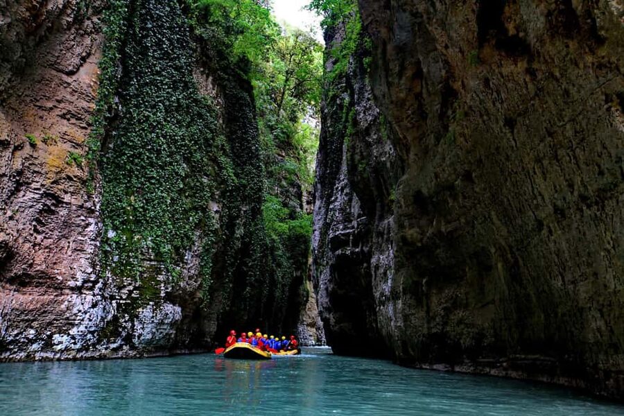 From Berat: Osumi Canyon Rafting, Kayak, & River Tubing Tour - Two ways to reach Osumi Canyon