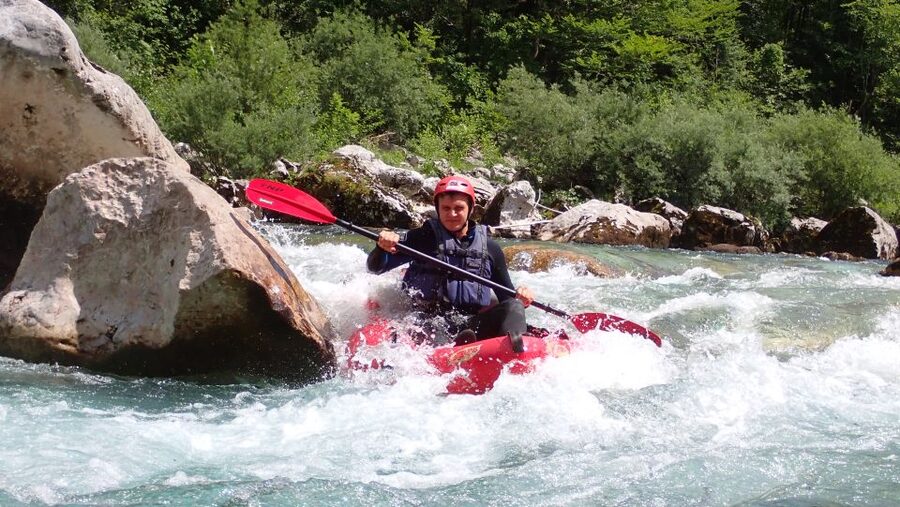 From Bovec: Whitewater kayaking on the Soča River - Why the four-person group matters