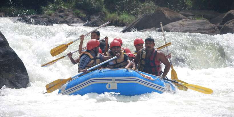 From Colombo: Adventure water Rafting In Kitulgala Day tour - Arriving at the Kelani River in Kitulgala