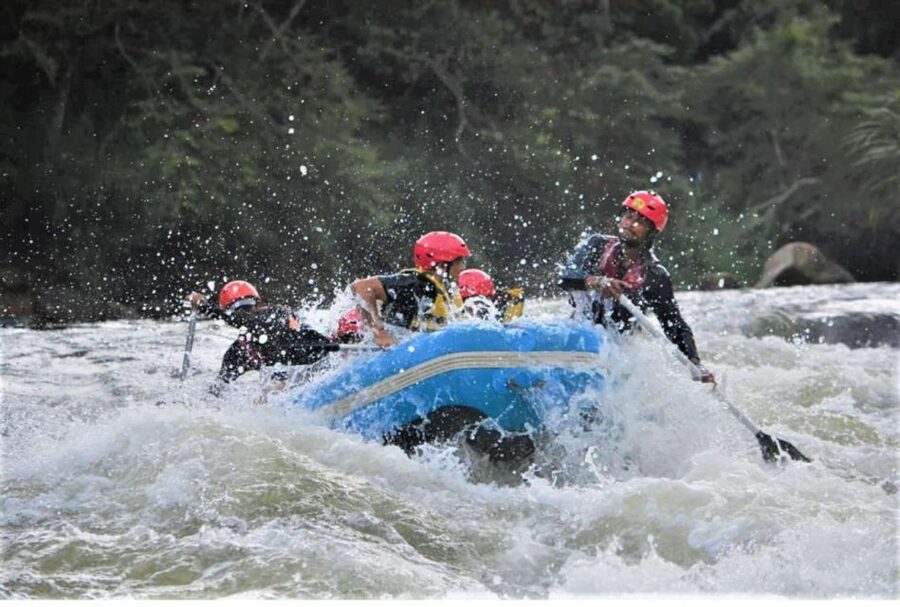 From Kandy: Kithulgala White Water Rafting Adventure - The scenery between the splashes