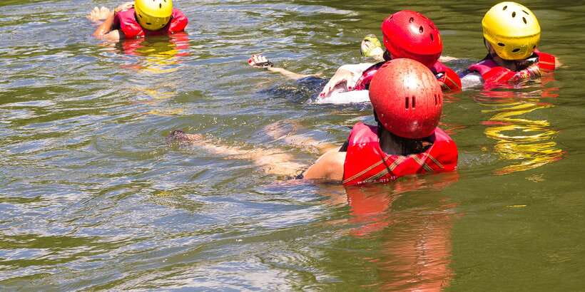 From Kandy: Kitulgala Whitewater Rafting Adventure Day Tour - Why Kitulgala makes a good rafting day from Kandy