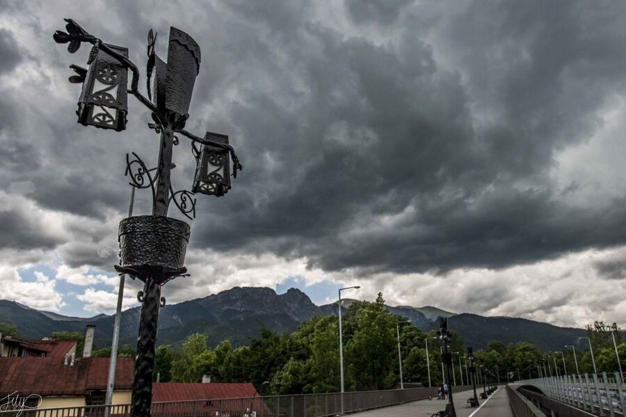 From Krakow: Zakopane and Dunajec River Rafting Tour - The day at a glance