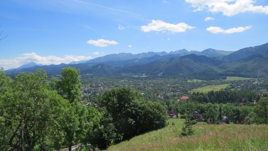 From Krakow: Zakopane and Dunajec River Rafting Tour - Krupowki Street and Zakopane’s resort energy