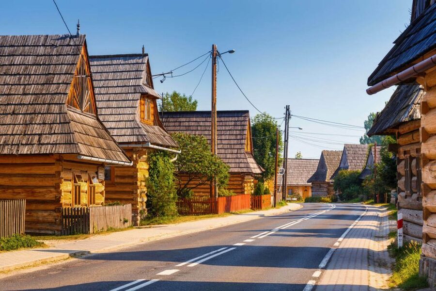 From Krakow: Zakopane and Dunajec River Rafting Tour - What the $227 price really covers