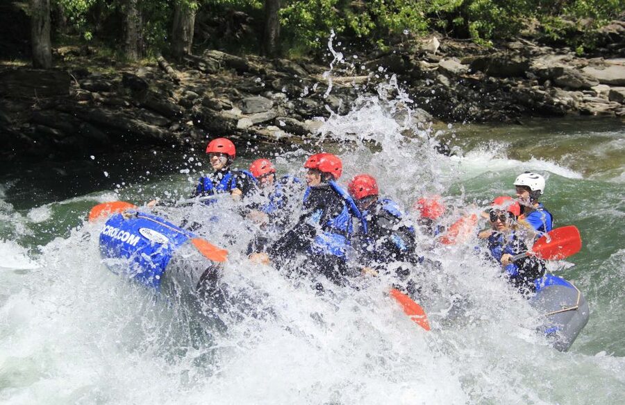 From Llavorsí: White Water Rafting - Arriving at RocRoi and getting ready