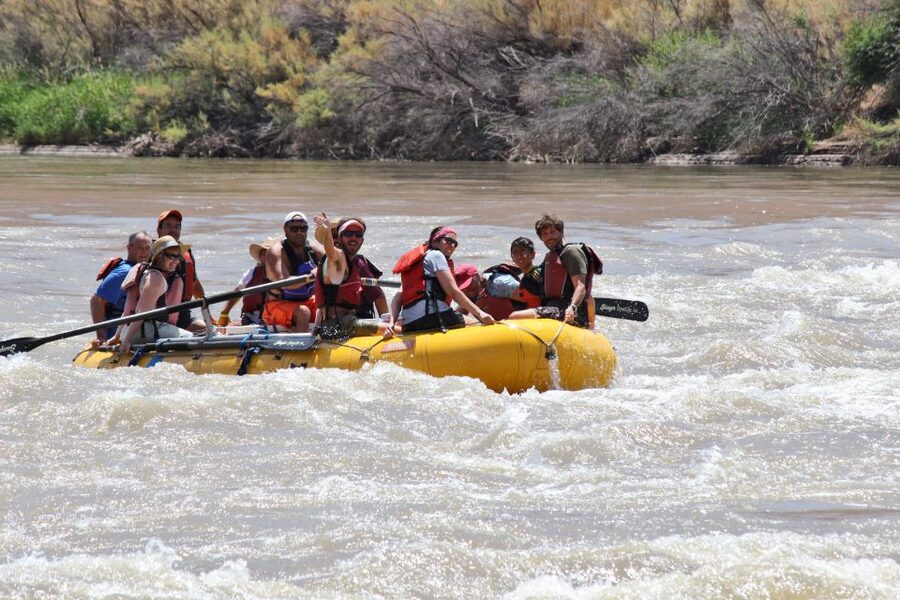 From Moab: Canyonlands 4x4 Drive and Colorado River Rafting - What the 4x4 portion does best