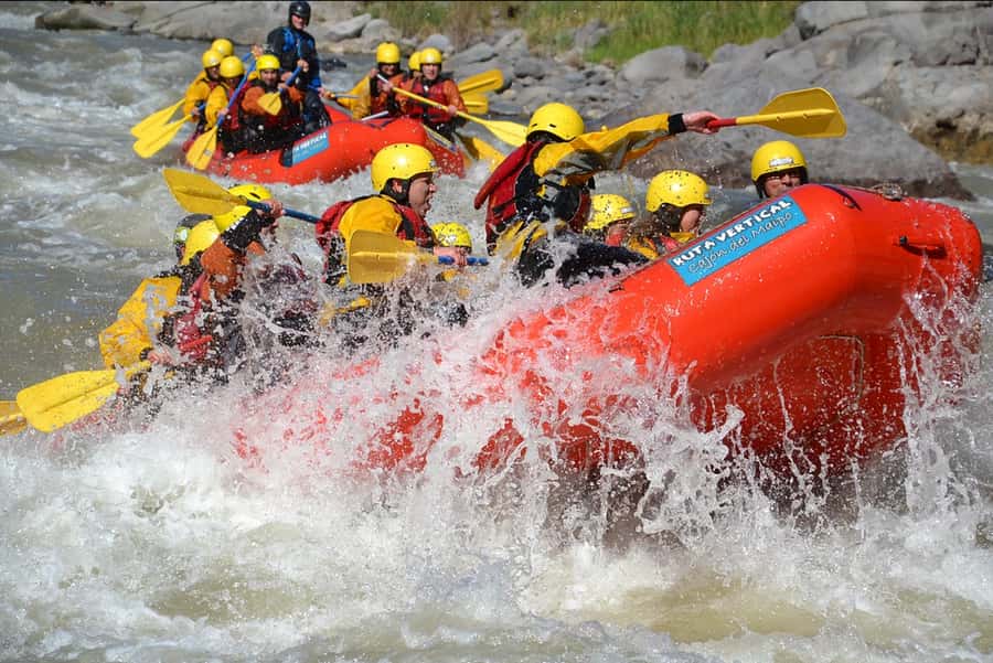 From Santiago: Rafting in the Maipo Canyon - The safety briefing and guide team