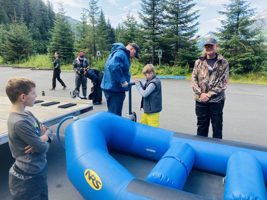 From Seward: Resurrection River Rafting Tour - How the small group changes the experience