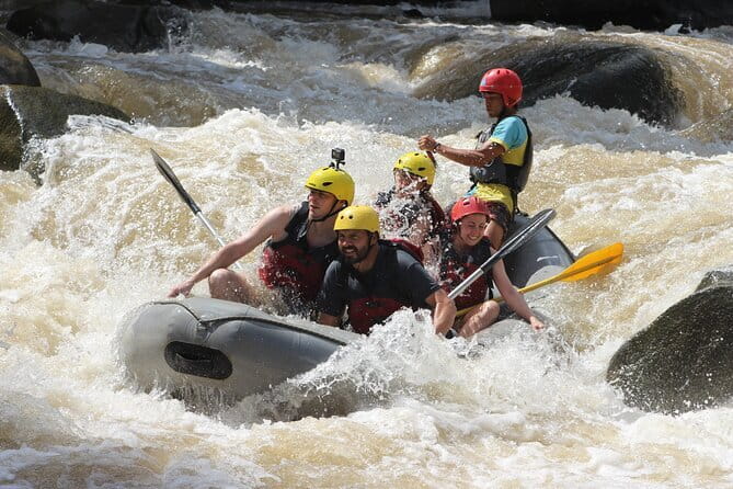 Full Day (10km) Whitewater Rafting Adventure (Jun-Feb) - The important details at a glance