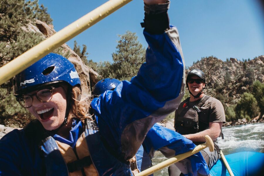 Full Day Browns Canyon Rafting - Why the small-group approach matters