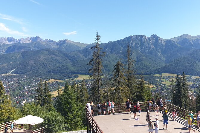 Full-Day Dunajec Rafting and Zakopane Tour from Krakow - The guide makes a big difference