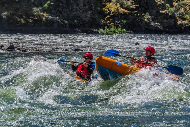Full-Day Rogue River Hellgate Canyon Raft Tour - Lunch beside the river