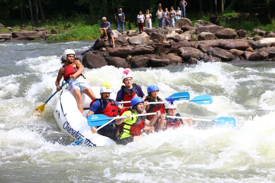 Full River Ocoee Whitewater Rafting Trip with Shore Lunch - Why this Ocoee rafting trip feels different