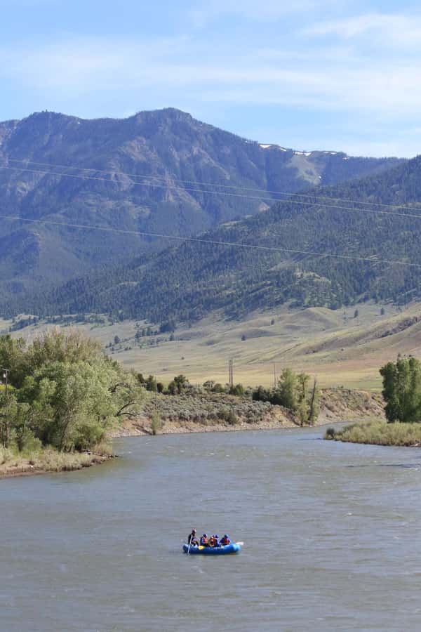 Gardiner: Scenic Raft Float on the Yellowstone River - Six miles of calm Yellowstone River