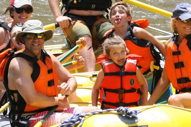 Glenwood Springs Short and Mild Rafting Trip - What the rapids feel like