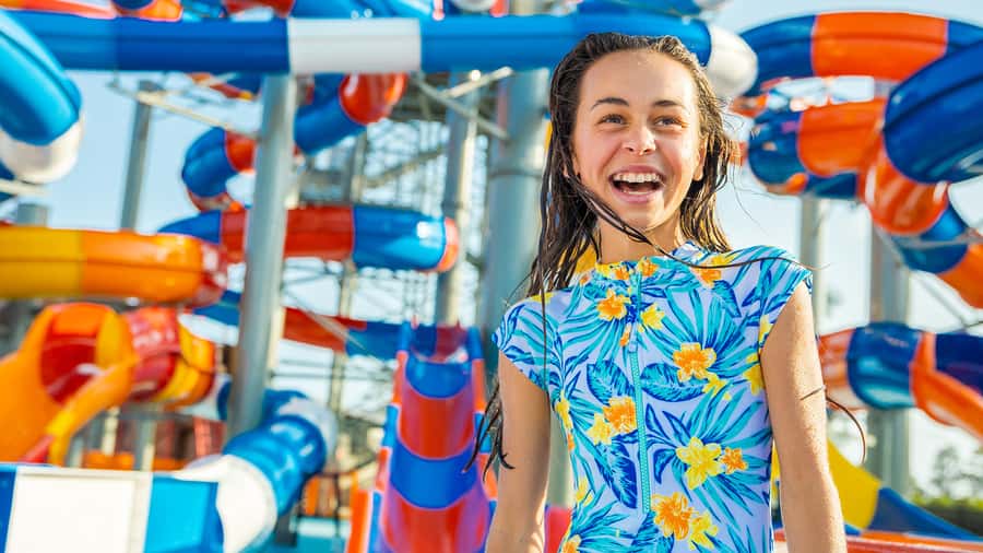 Gold Coast: 1-Day Ticket: WhiteWater World - Arriving beside Dreamworld in Coomera