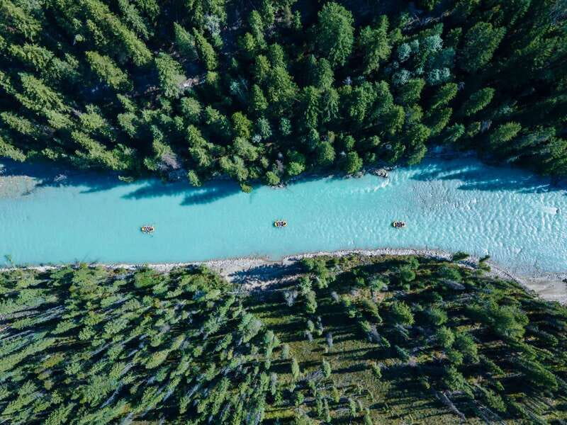 Golden, BC: Kicking Horse River Family Rafting with Lunch - Floating 14 km through Yoho National Park