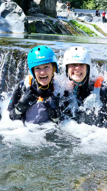 Gole Alcantara: Body Rafting, Scivoli e Tuffi nel Fiume - What the Alcantara Gorge adds to the adventure