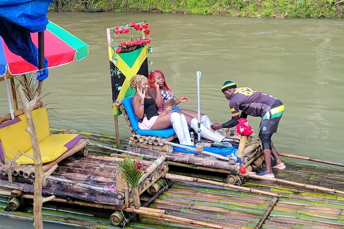 Great River Bamboo Rafting & hipstrip Tour - The Hip Strip: Shops, Beaches, and Evening Energy