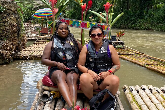 Great River Raft and Full Limestone body Massage In Montego Bay - The limestone massage beside the river