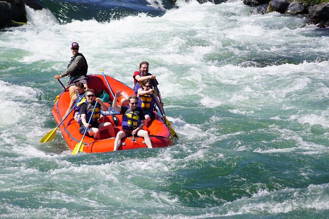 Half-Day Guided Whitewater Rafting - Deschutes River - The guides and the playful bull option