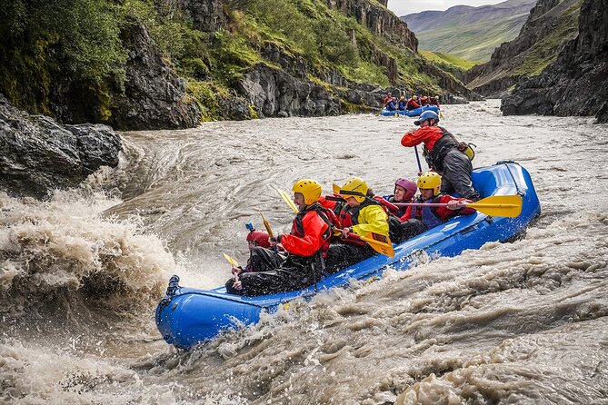 Iceland’s Top Grade 4 Rafting – Drysuit, Canyon & Adrenaline - Group size, transport, and practical value