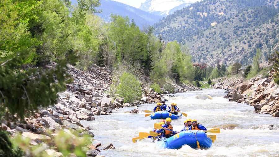 Idaho Springs: Clear Creek Whitewater Rafting for Beginners - Key points to know before you book